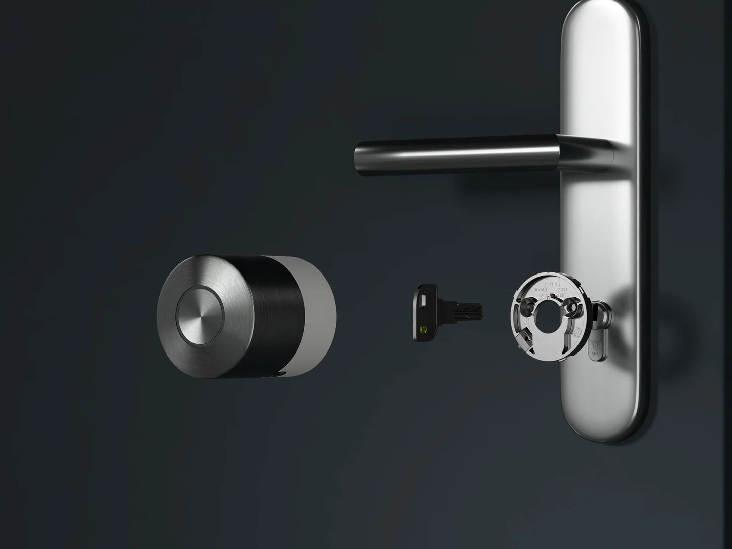 Instalación del Nuki Smart Lock Pro sobre el cilindro de la puerta