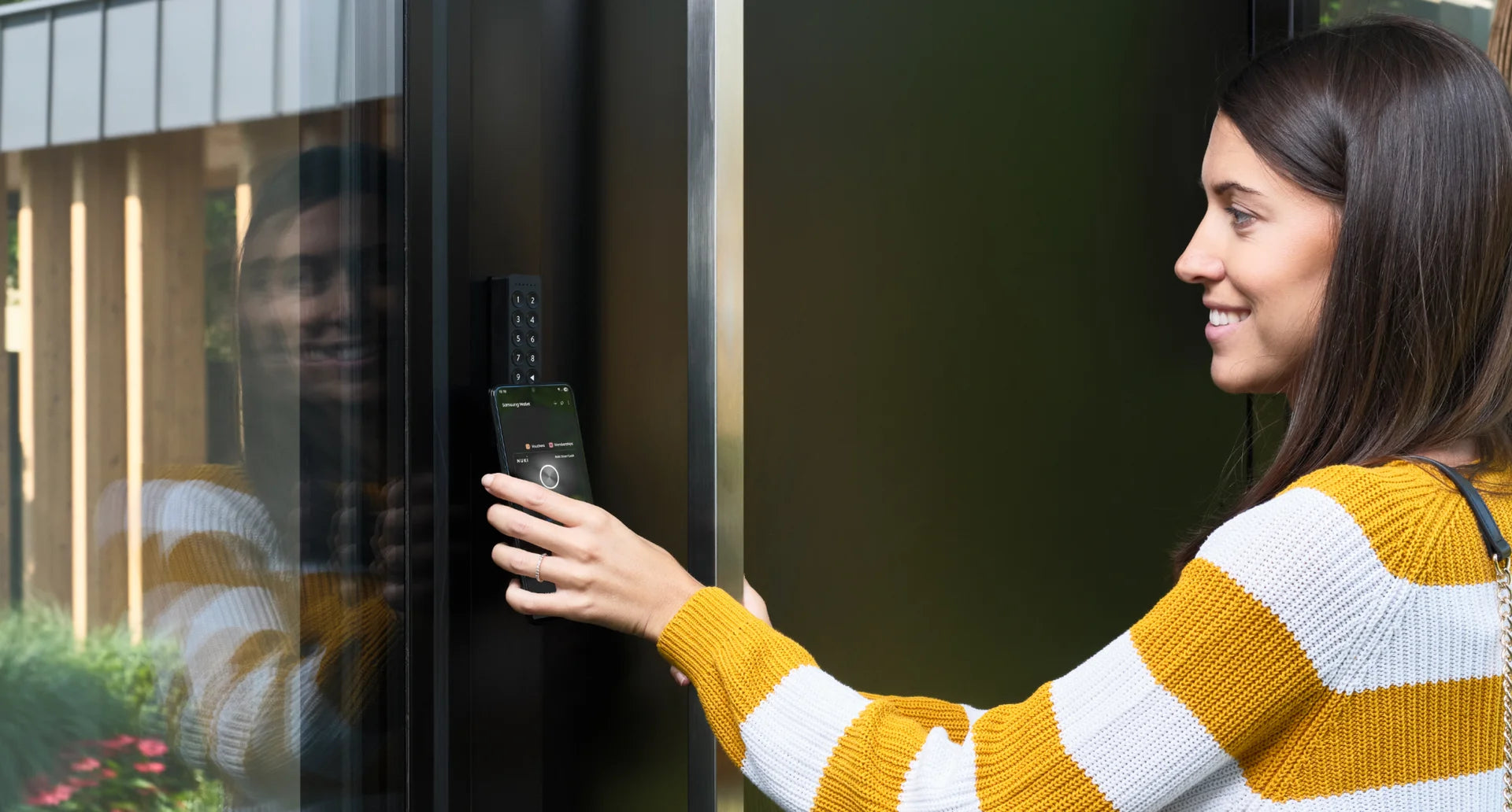 Nuki Keypad 2 NFC para abrir la puerta con código, huella o NFC